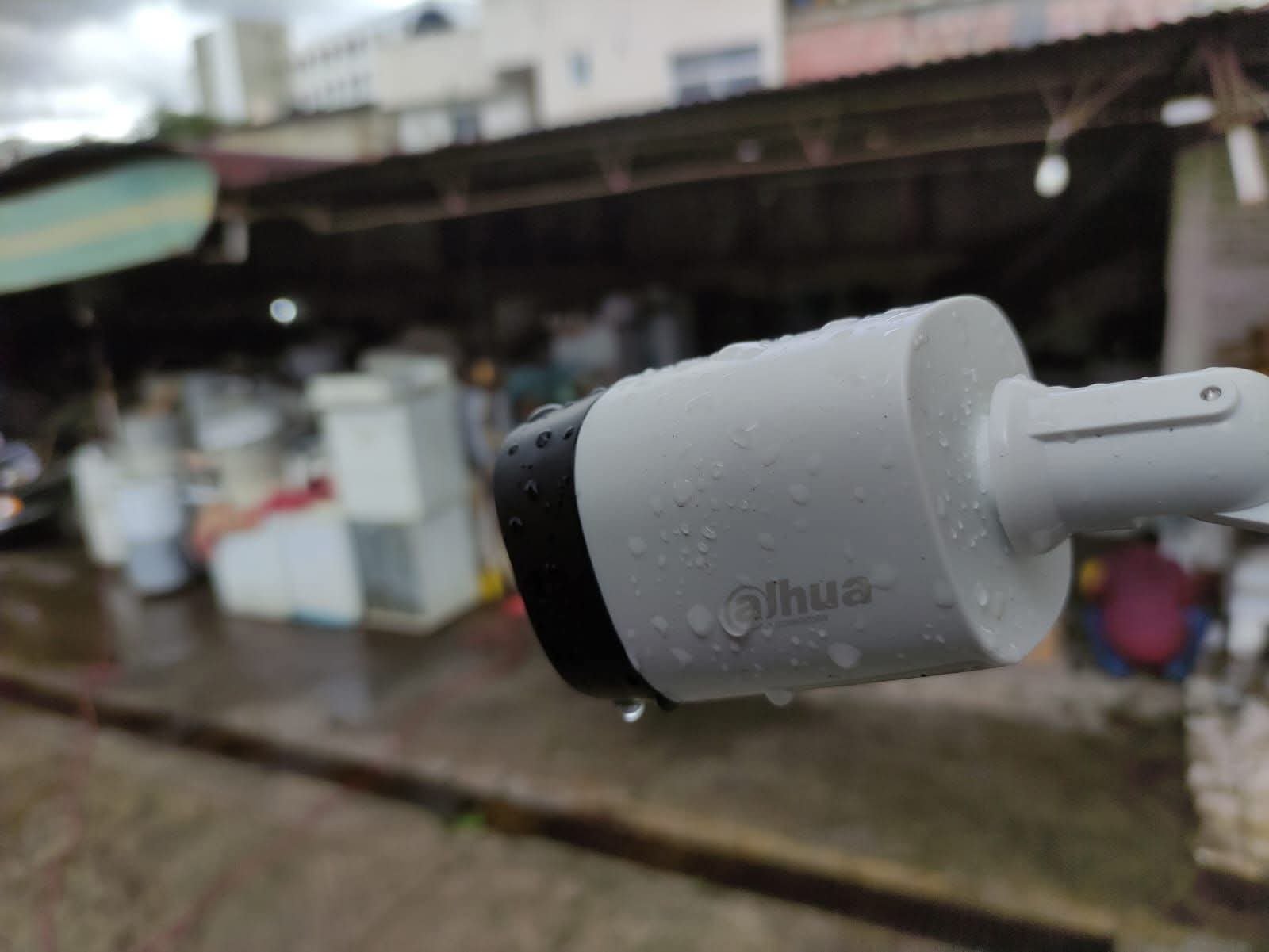 Cámara exterior resistente a lluvia